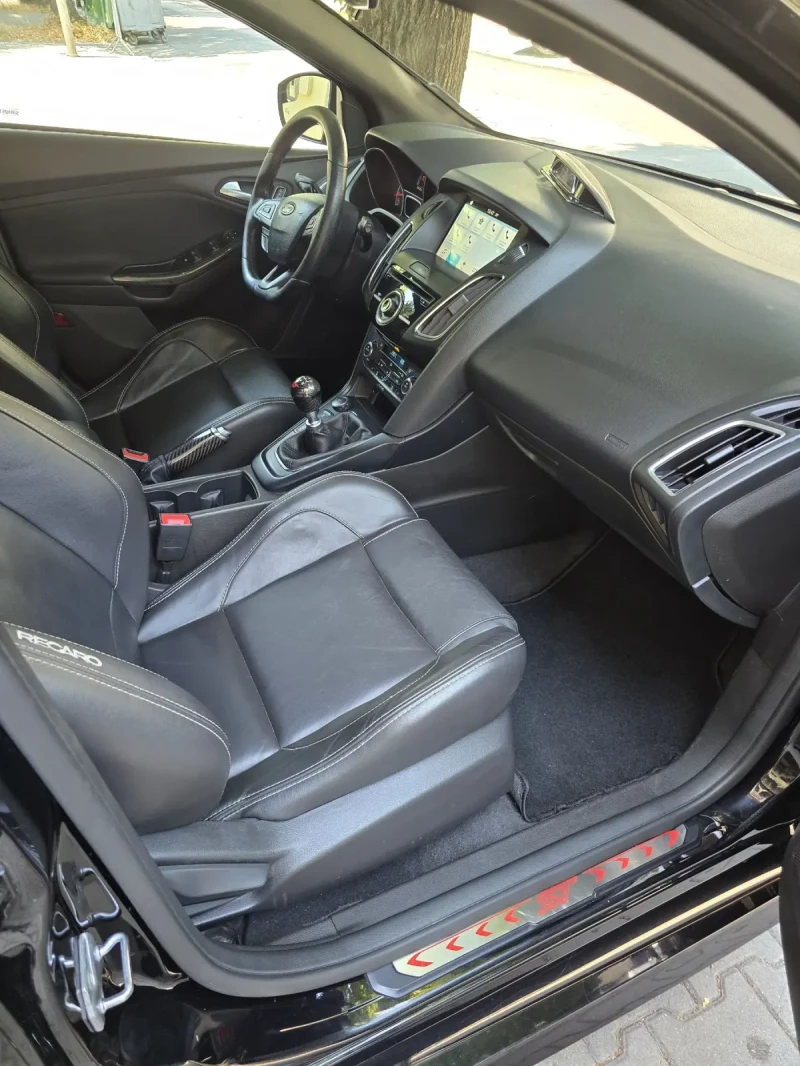 Ford Focus ST, снимка 14 - Автомобили и джипове - 52558069