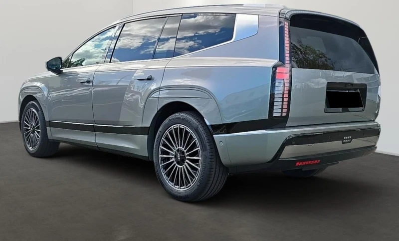 Hyundai Ioniq 9* 110kW* 6+ 1* HEAD-UP* DISTR* 360CAM* PANO* , снимка 4 - Автомобили и джипове - 52120871