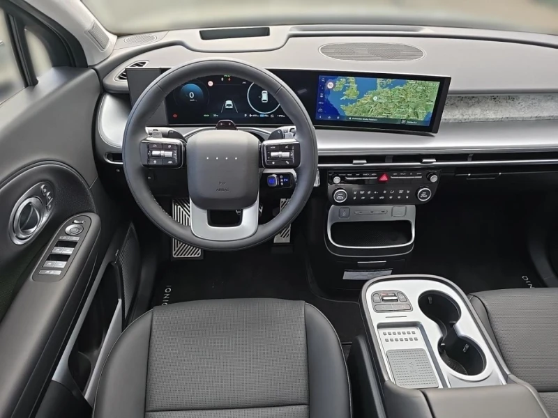 Hyundai Ioniq 9* 110kW* 6+ 1* HEAD-UP* DISTR* 360CAM* PANO* , снимка 7 - Автомобили и джипове - 52120871