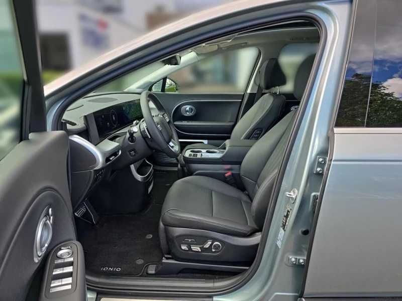Hyundai Ioniq 9* 110kW* 6+ 1* HEAD-UP* DISTR* 360CAM* PANO* , снимка 5 - Автомобили и джипове - 52120871