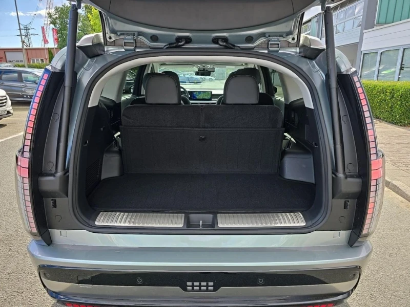 Hyundai Ioniq 9* 110kW* 6+ 1* HEAD-UP* DISTR* 360CAM* PANO* , снимка 10 - Автомобили и джипове - 52120871