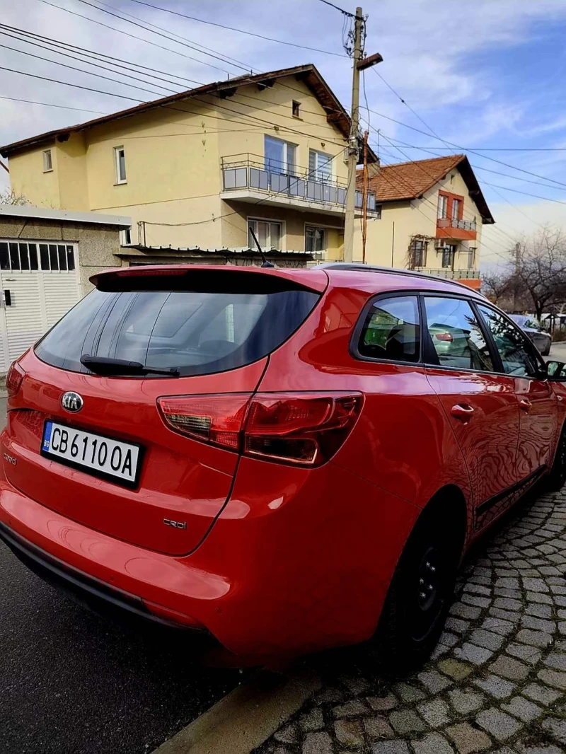 Kia Ceed 1.6 , снимка 7 - Автомобили и джипове - 52828236