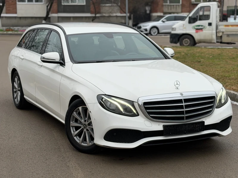 Mercedes-Benz E 200 9G-Tronic * УНИКАТ* , снимка 2 - Автомобили и джипове - 53211465