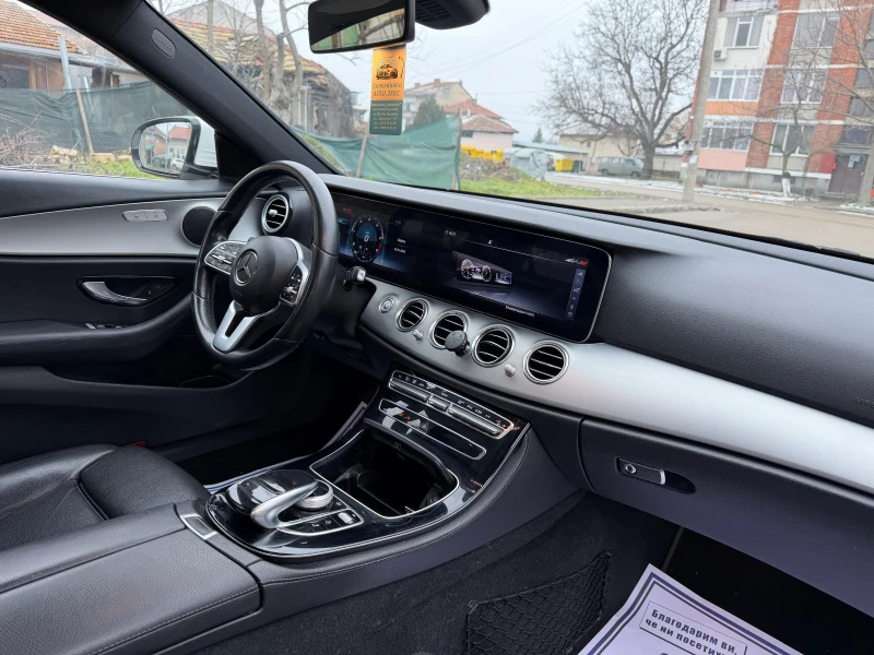 Mercedes-Benz E 200 9G-Tronic * УНИКАТ* , снимка 11 - Автомобили и джипове - 53211465