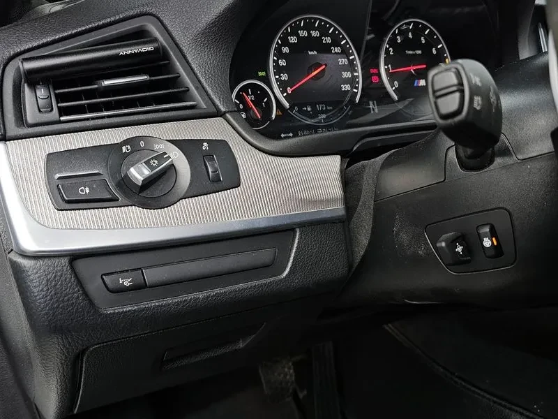 BMW M5, снимка 16 - Автомобили и джипове - 55185949
