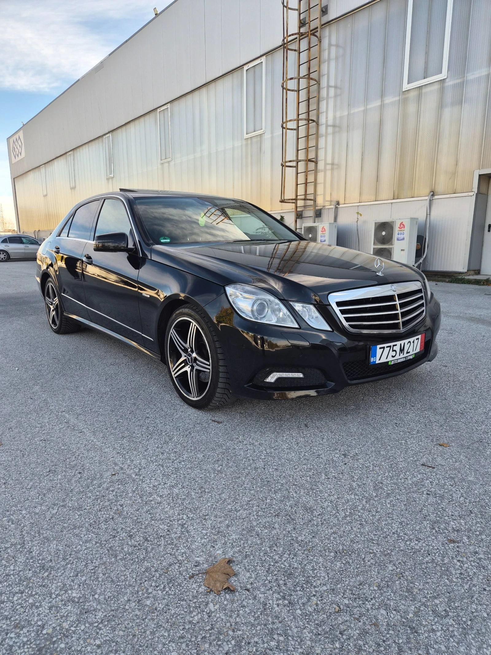 Mercedes-Benz E 350, снимка 1