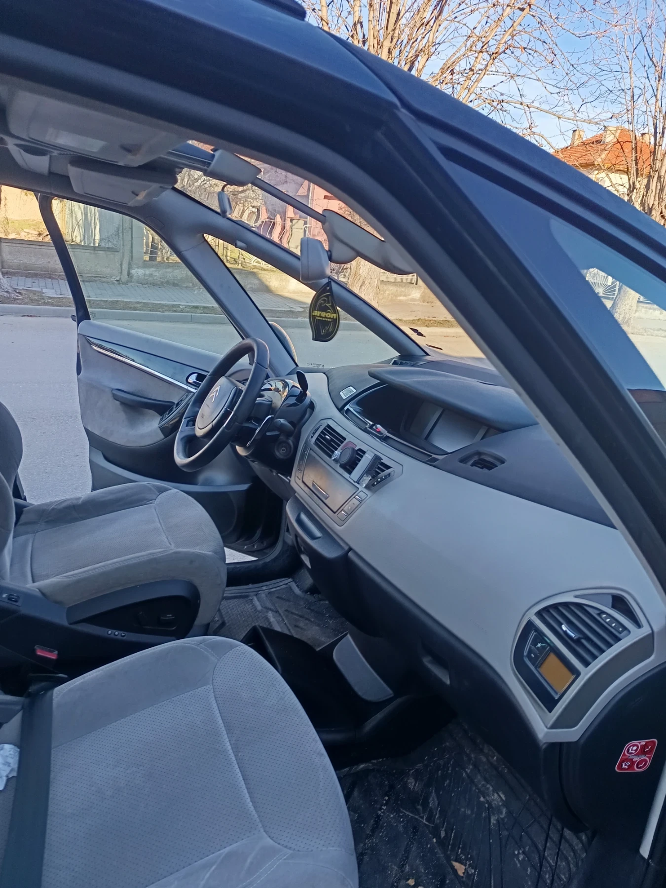 Citroen Grand C4 Picasso  - изображение 3