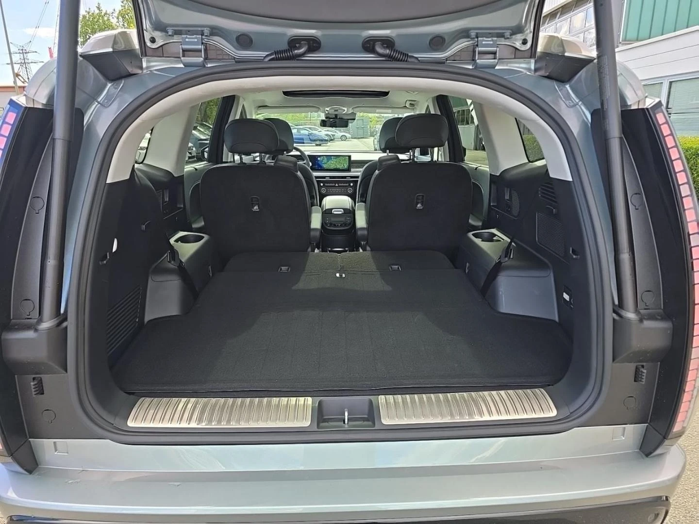 Hyundai Ioniq 9* 110kW* 6+ 1* HEAD-UP* DISTR* 360CAM* PANO*  | Mobile.bg   11