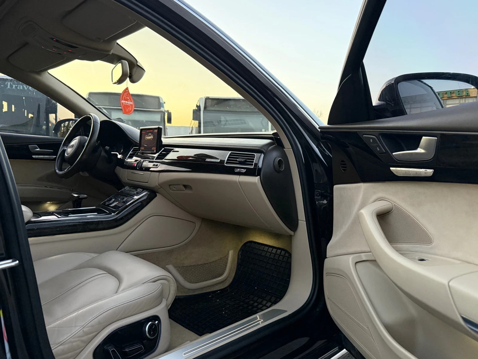 Audi A8 4.2TDI 385hp | Mobile.bg   10