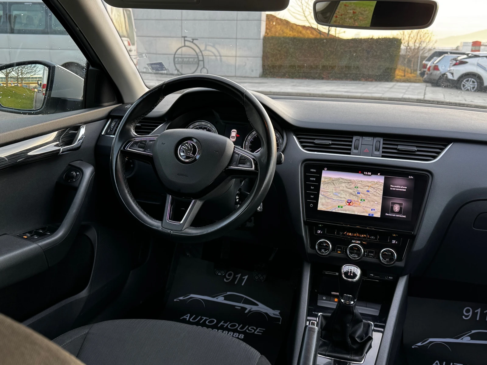 Skoda Octavia 1.6 MT - изображение 6