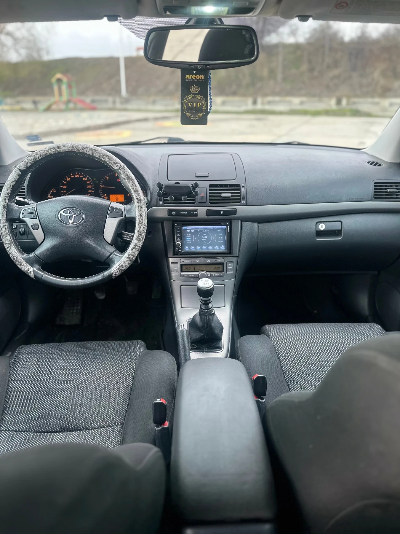 Toyota Avensis | Mobile.bg � ����������� 10