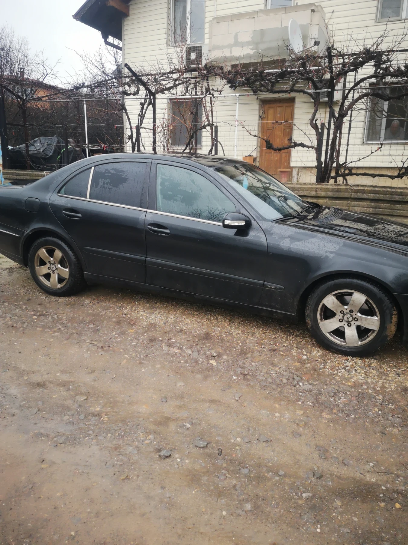 Mercedes-Benz E 270 | Mobile.bg � ����������� 6