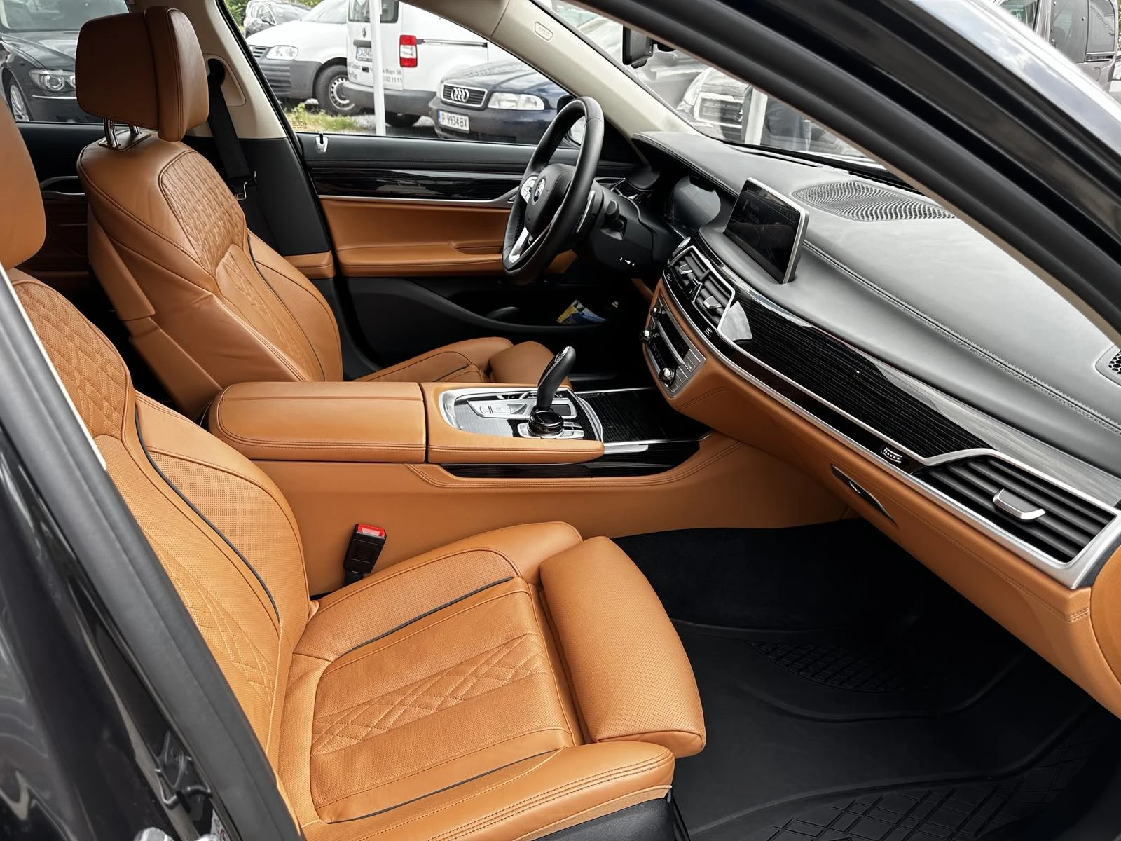 BMW 750 750i xDrive, 390KW | Mobile.bg � ����������� 5