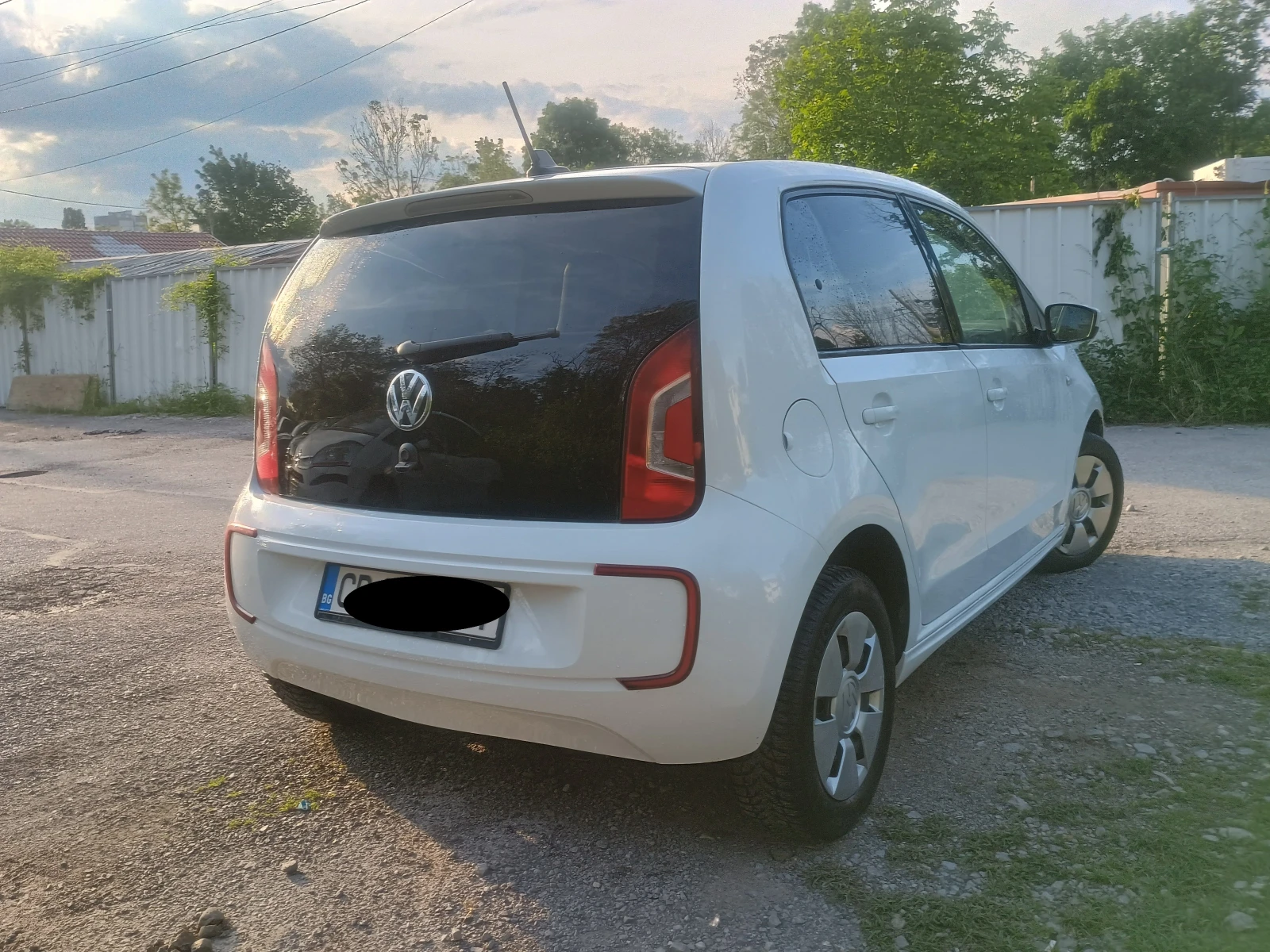 VW Up, снимка 5 - Автомобили и джипове - 54798913