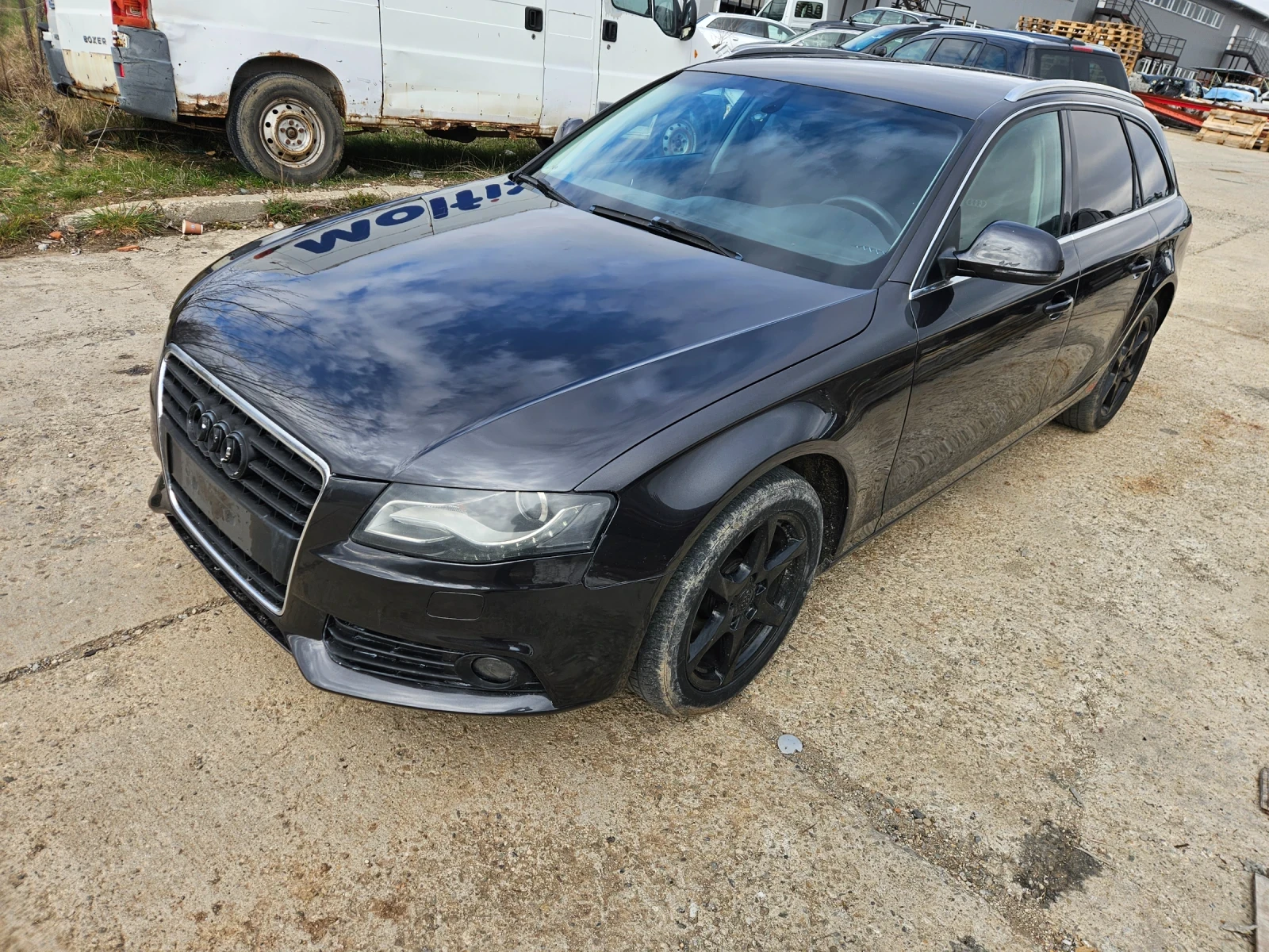 Audi A4 2.0дизел 143кс 2010год