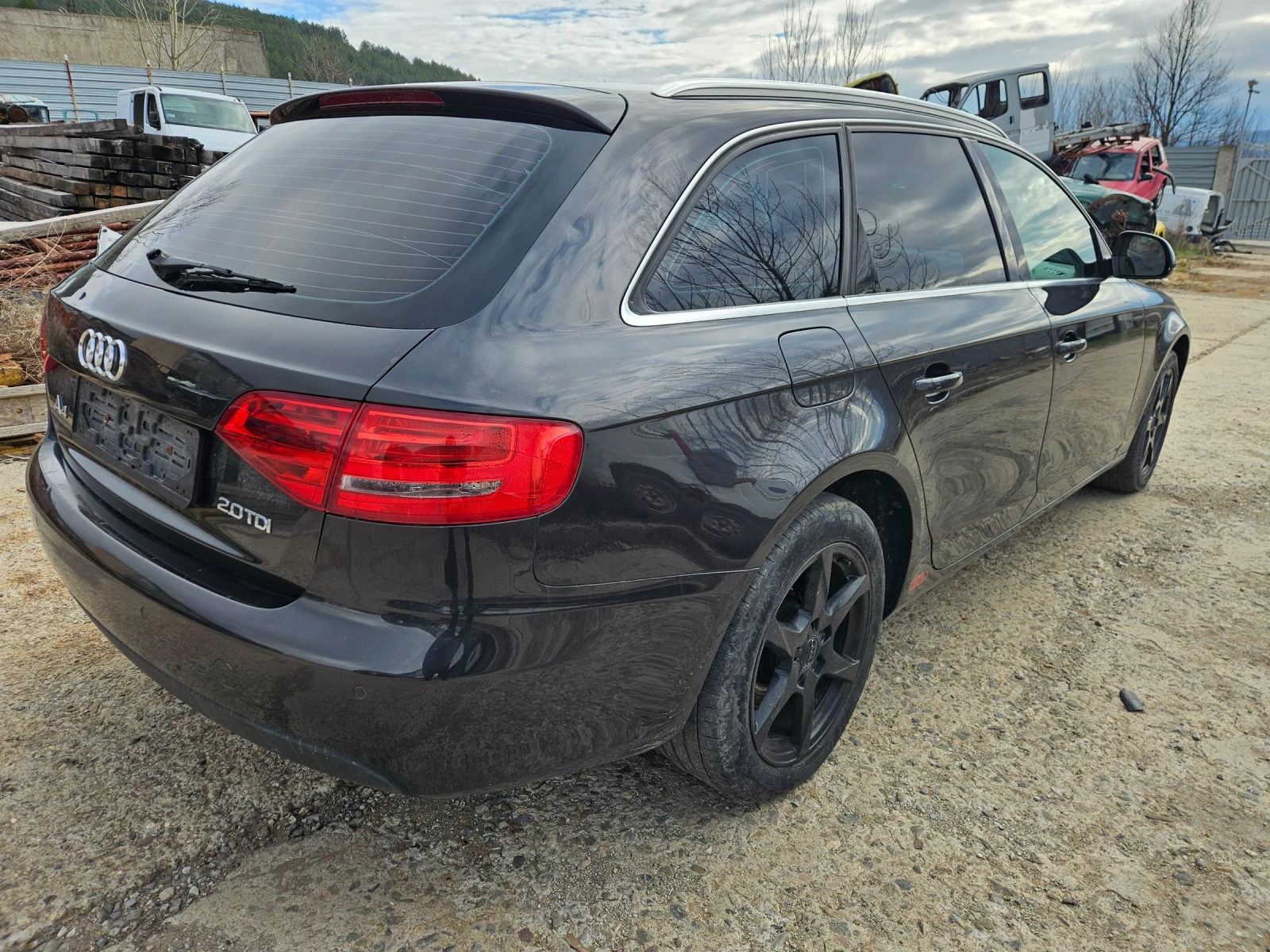 Audi A4 2.0дизел 143кс 2010год, снимка 8 - Автомобили и джипове - 54031938