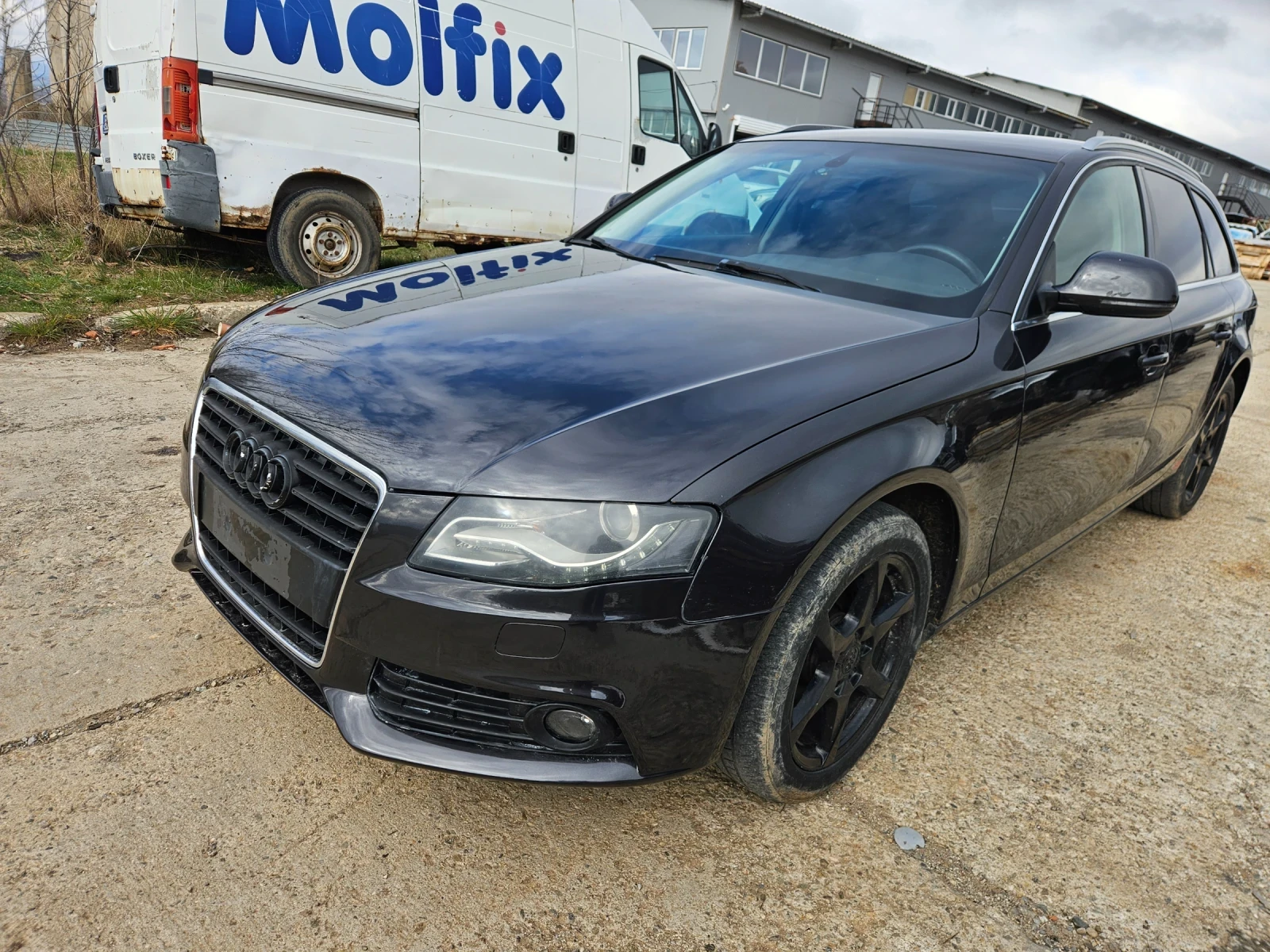 Audi A4 2.0дизел 143кс 2010год, снимка 13 - Автомобили и джипове - 54031938