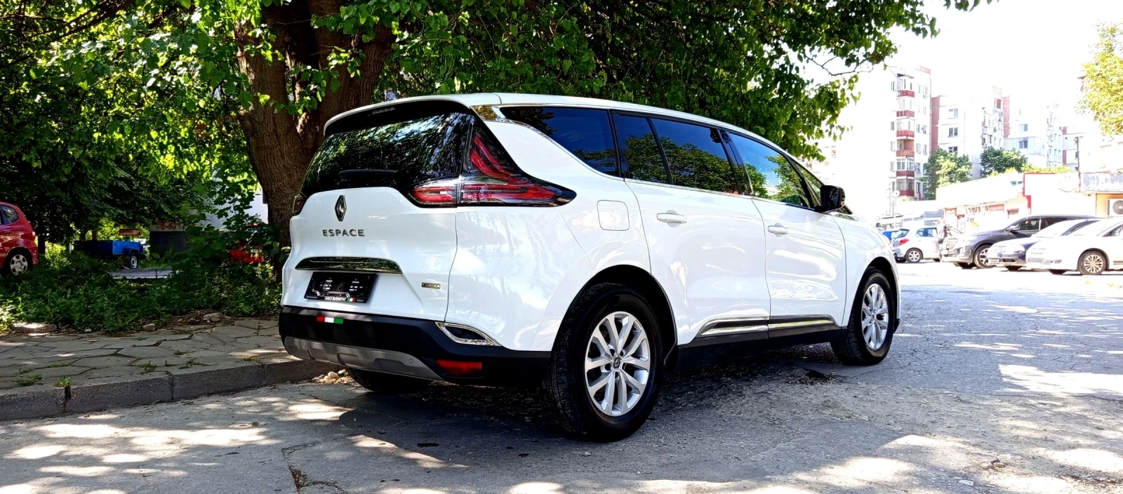 Renault Espace 1.6dCi French Masterpiese Нов внос Italia, 7местен, снимка 11 - Автомобили и джипове - 54566300