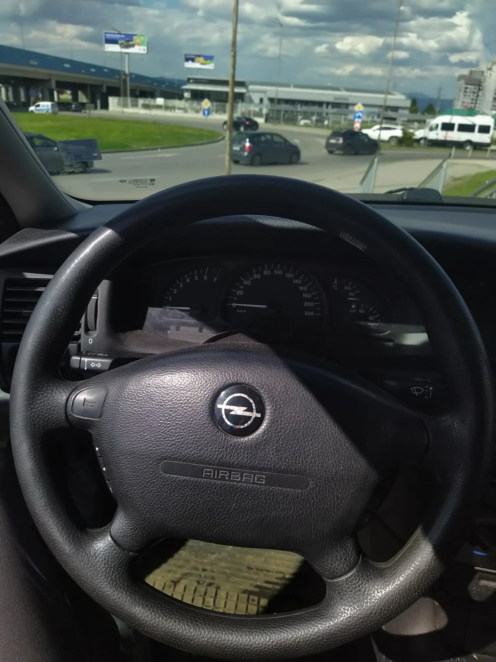 Opel Vectra, снимка 4 - Автомобили и джипове - 54692371