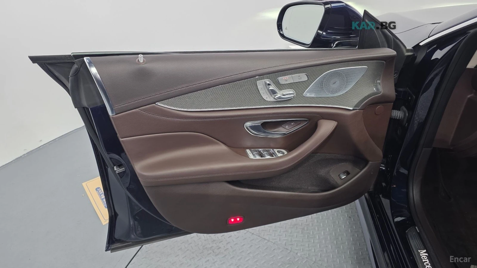 Mercedes-Benz CLS 300d* AMG PACK* HEADUP* КОЖА* ПОДГРЕВ* ПАНОРАМА, снимка 13 - Автомобили и джипове - 54817425