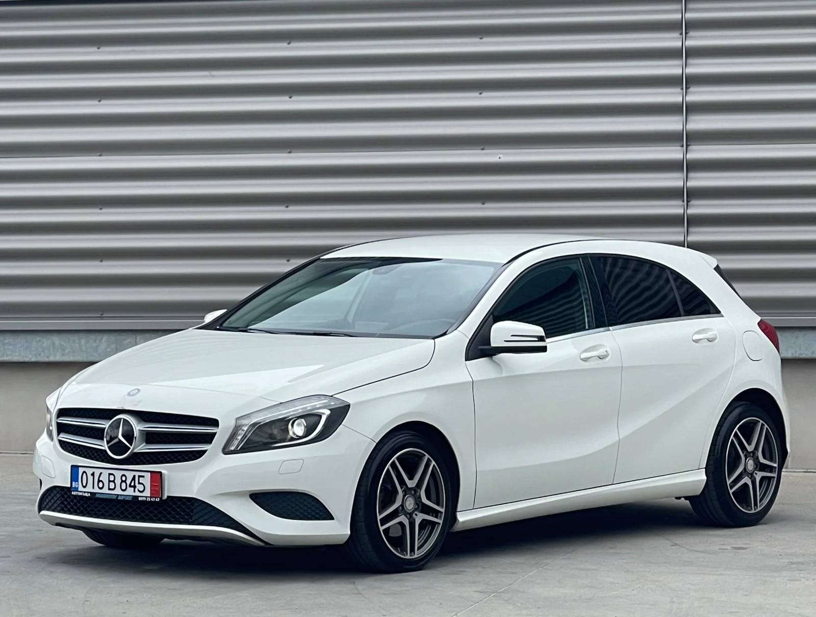 Mercedes-Benz A 200 CDI 136 К.С. АВТОМАТИК 2012 Г. 2 КЛЮЧА ОБСЛУЖЕН, снимка 3 - Автомобили и джипове - 54884469
