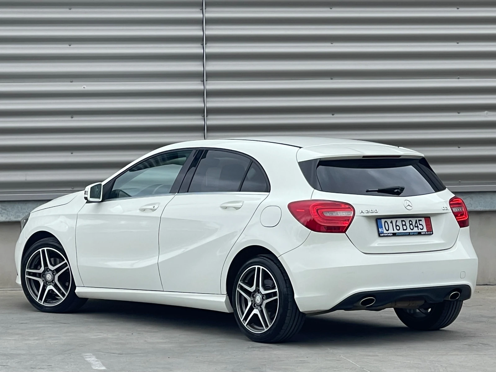 Mercedes-Benz A 200 CDI 136 К.С. АВТОМАТИК 2012 Г. 2 КЛЮЧА ОБСЛУЖЕН, снимка 5 - Автомобили и джипове - 54884469