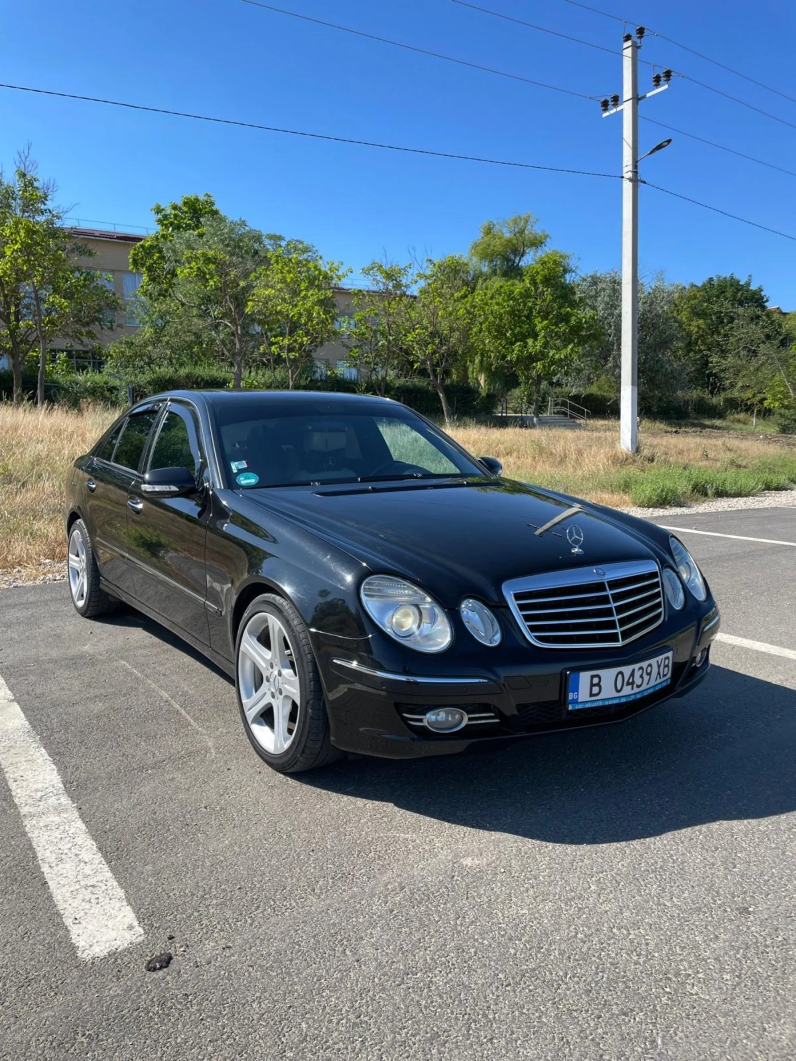Mercedes-Benz E 320 7G tronic, снимка 4 - Автомобили и джипове - 54962743