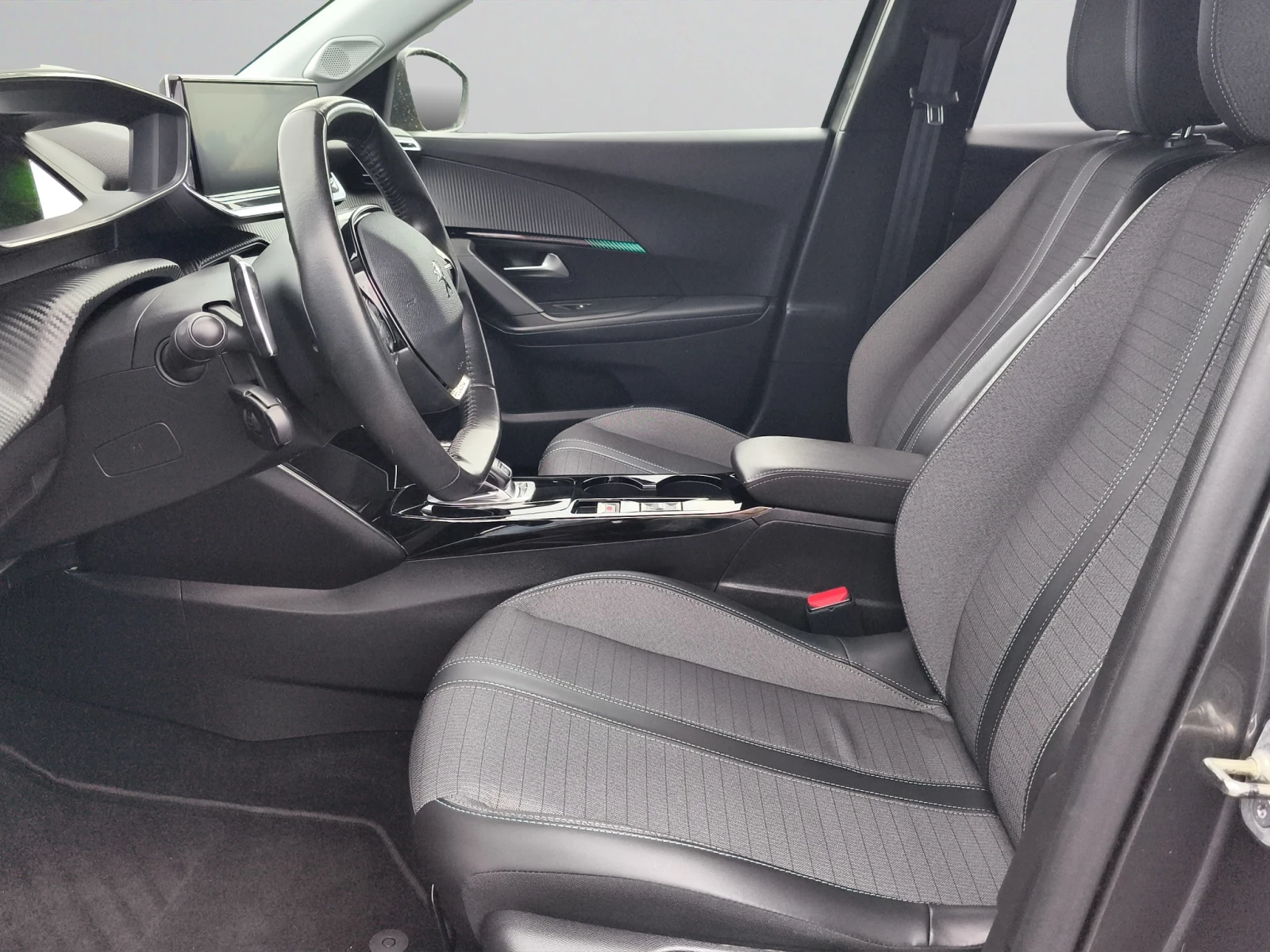 Peugeot 2008 ALLURE PACK 1.2 PureTech 130 EAT8 EURO6//2105R13 | Mobile.bg � ����������� 11