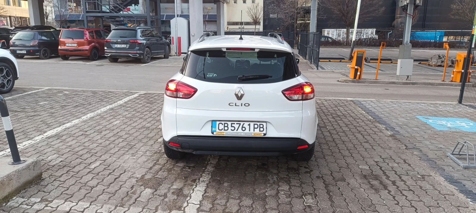 Renault Clio Grandtour, снимка 2 - Автомобили и джипове - 55317745
