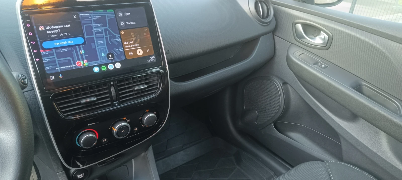 Renault Clio Grandtour, снимка 6 - Автомобили и джипове - 55317745