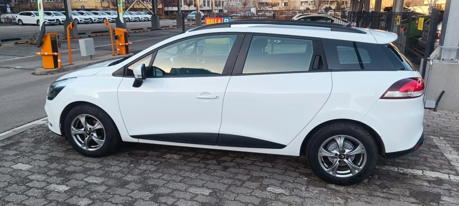 Renault Clio Grandtour, снимка 5 - Автомобили и джипове - 55317745