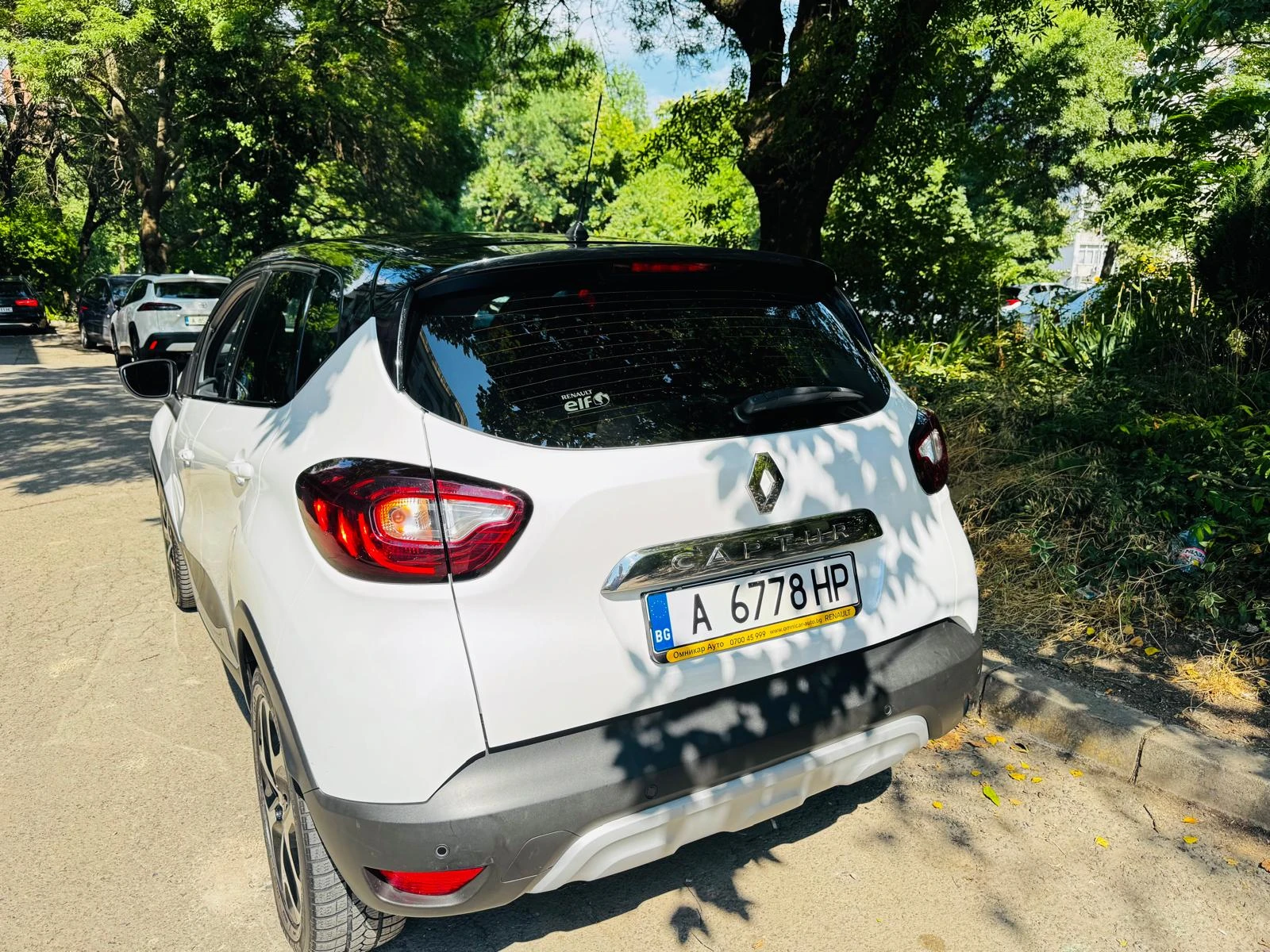 Renault Captur 1.3 TCe, снимка 6 - Автомобили и джипове - 55386676