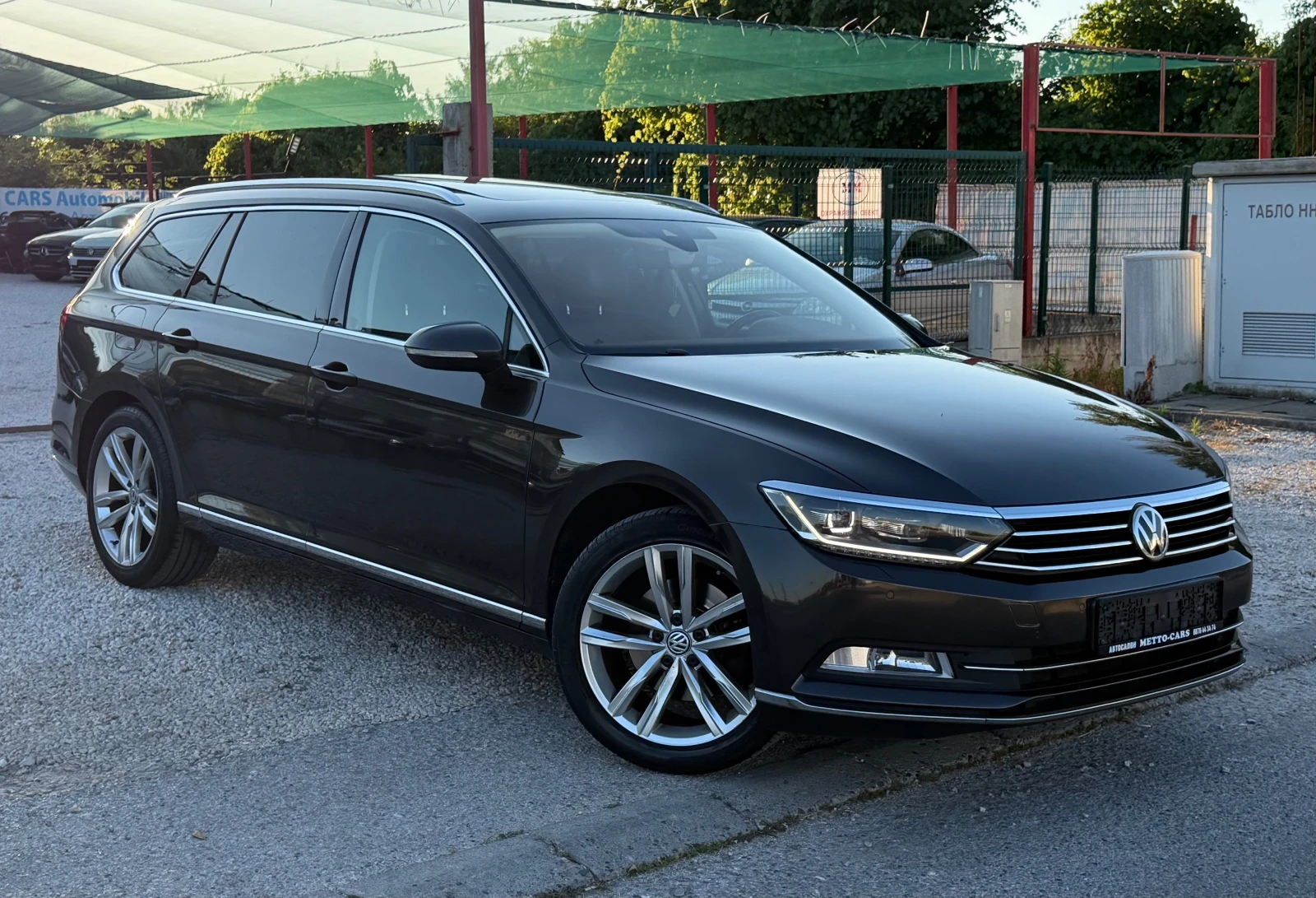 VW Passat 2.0TDI* FULLMAX, снимка 5 - Автомобили и джипове - 55397276