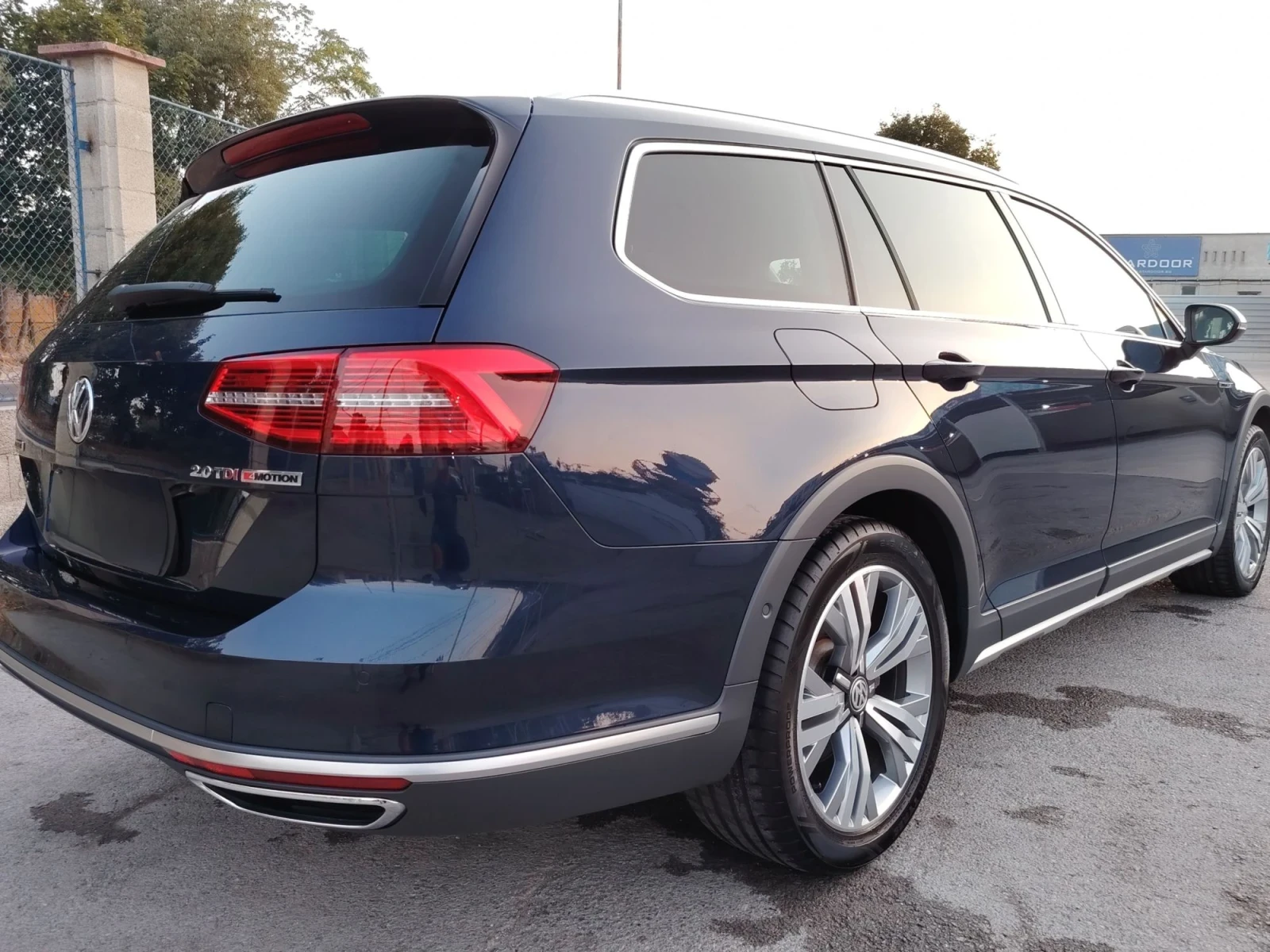 VW Passat 2.0TDI 4MOTION ALLTRACK, снимка 4 - Автомобили и джипове - 55711475