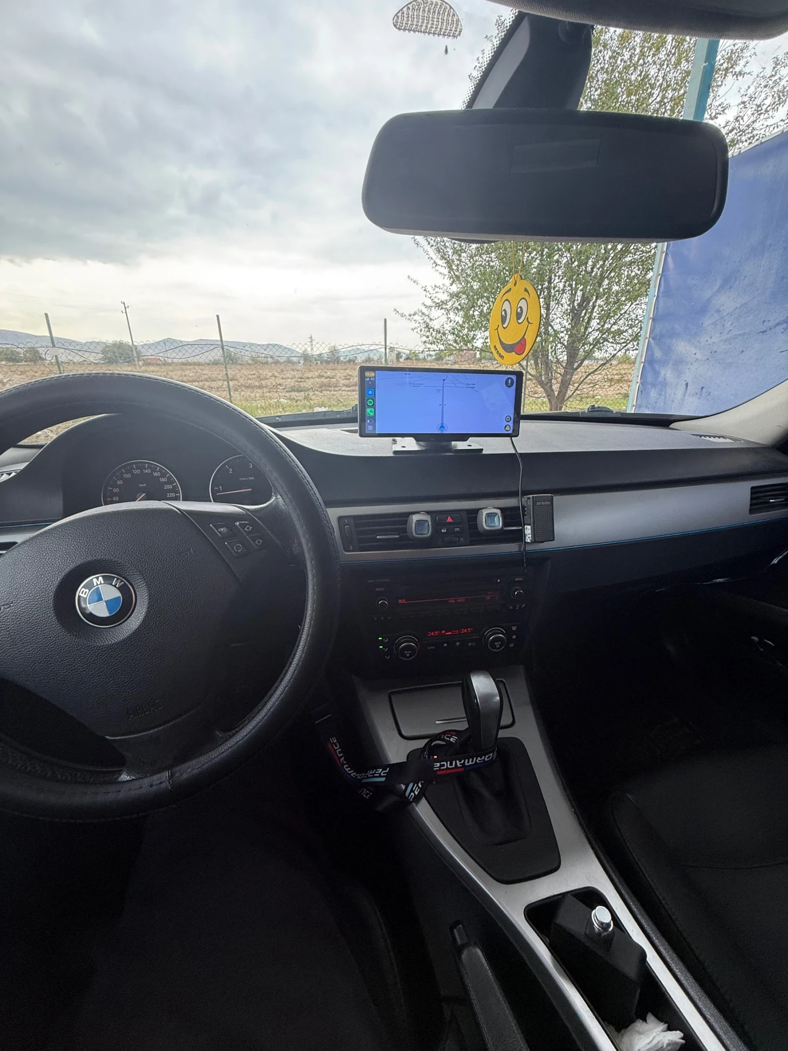 BMW 320, снимка 10 - Автомобили и джипове - 55773902