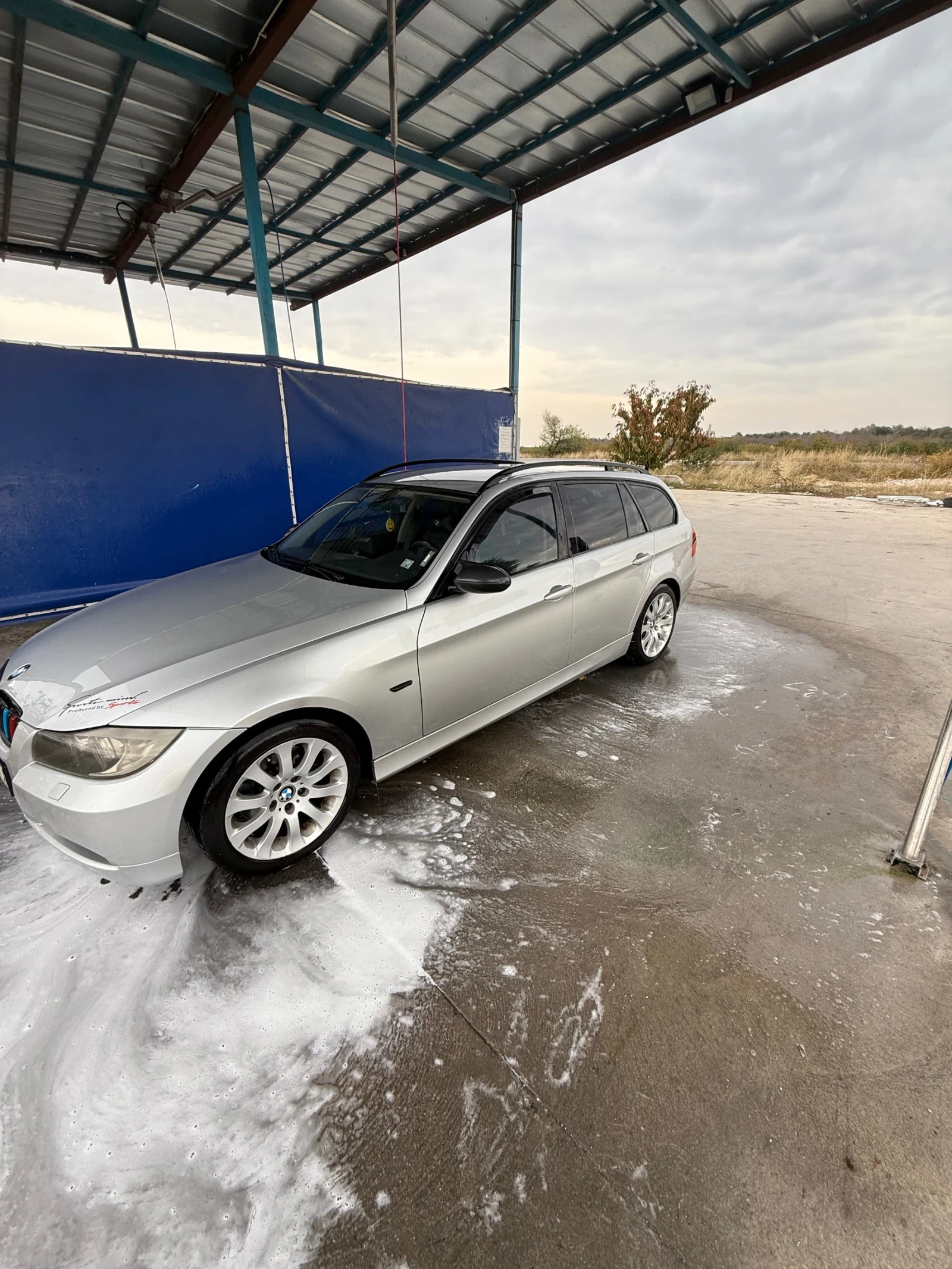 BMW 320, снимка 2 - Автомобили и джипове - 55773902