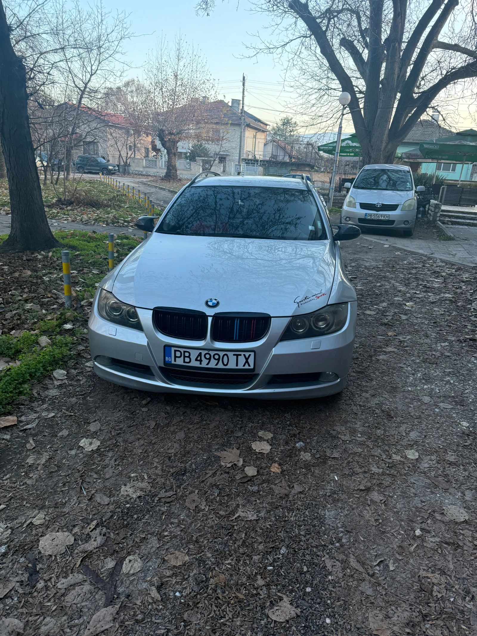 BMW 320, снимка 12 - Автомобили и джипове - 55773902