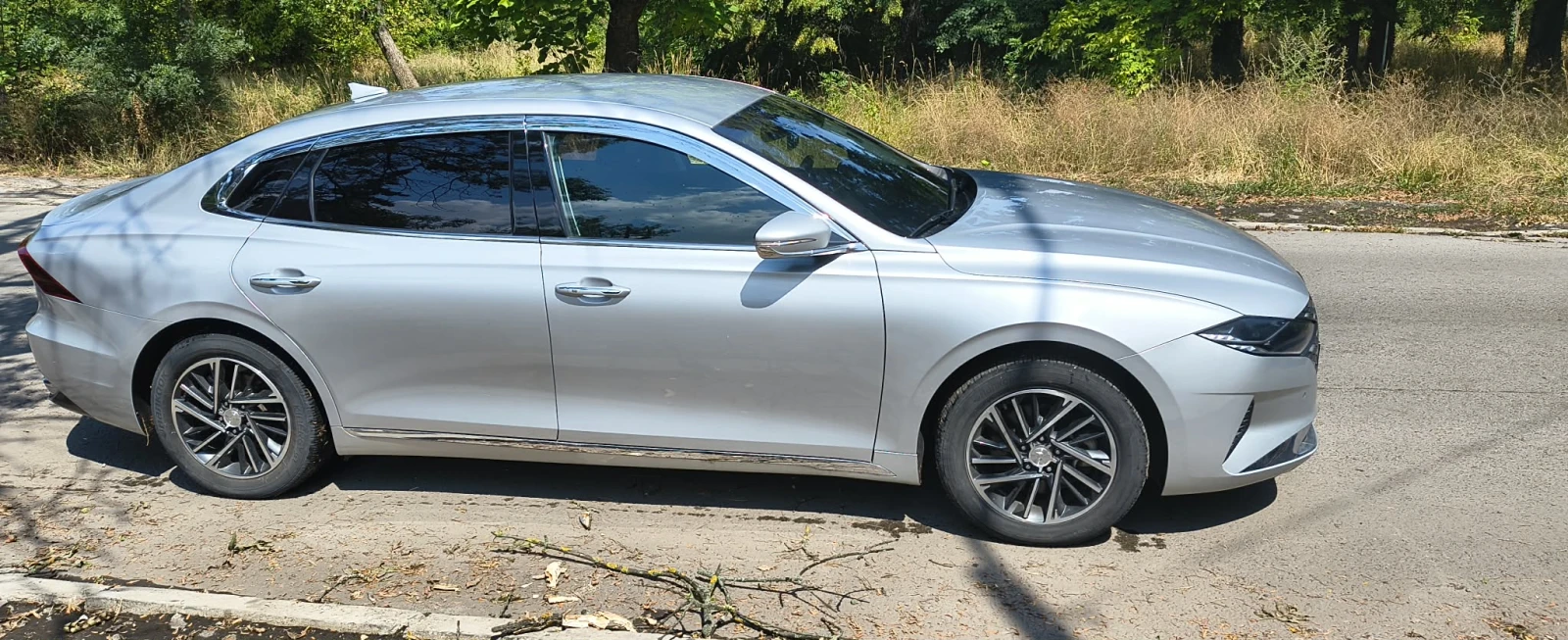 Hyundai Grandeur DELUXE, снимка 4 - Автомобили и джипове - 55801192