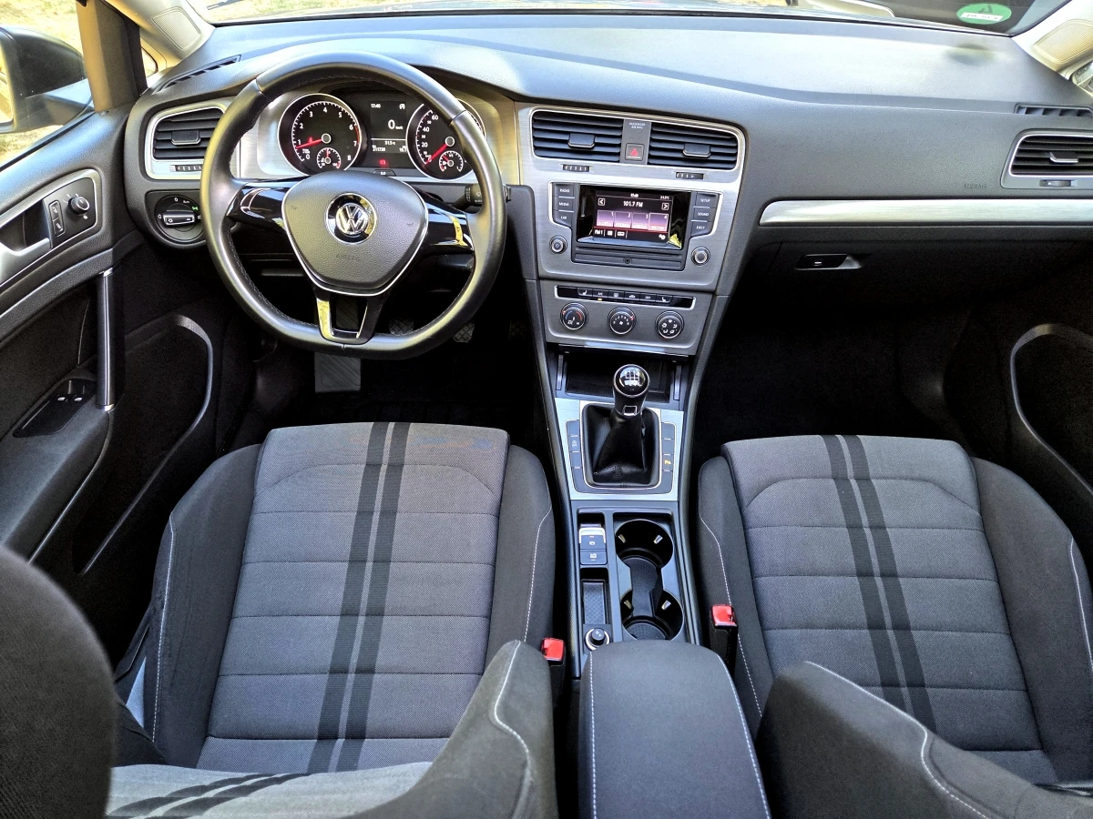 VW Golf 1.4i 122hp PANORAMA, снимка 11 - Автомобили и джипове - 55967271