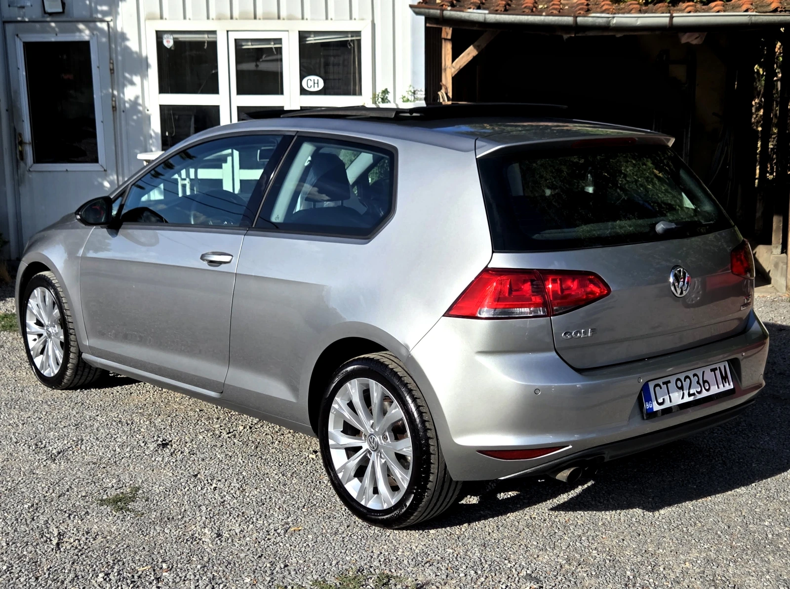 VW Golf 1.4i 122hp PANORAMA, снимка 6 - Автомобили и джипове - 55967271