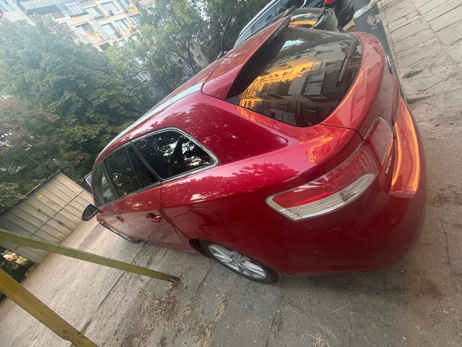 Toyota Avensis 2, 2 ди кат, снимка 14 - Автомобили и джипове - 56132867