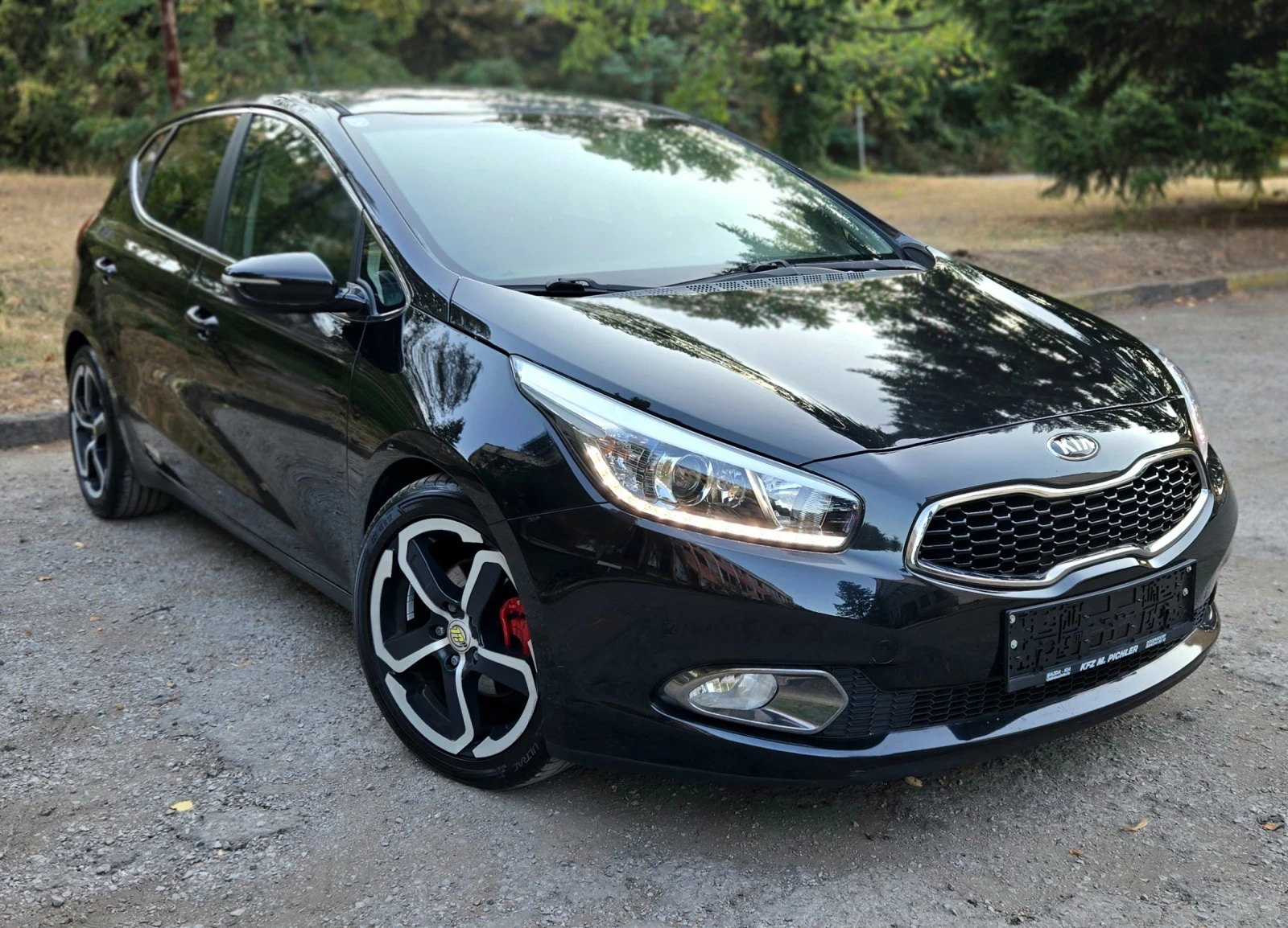 Kia Ceed 1.6CRDI Active, снимка 3 - Автомобили и джипове - 56137976