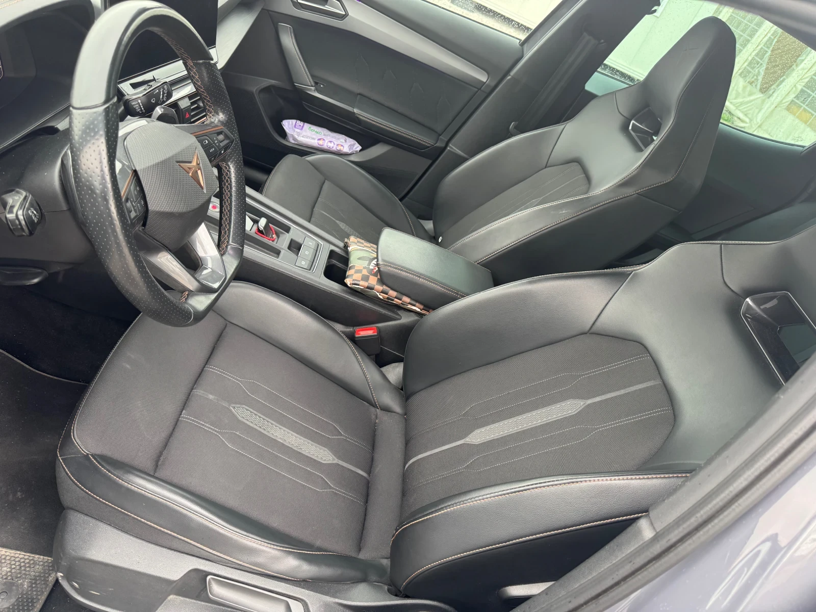 Cupra Formentor 1.4i / plug-in hybrid / ПЕРФЕКТНА, снимка 9 - Автомобили и джипове - 56655100