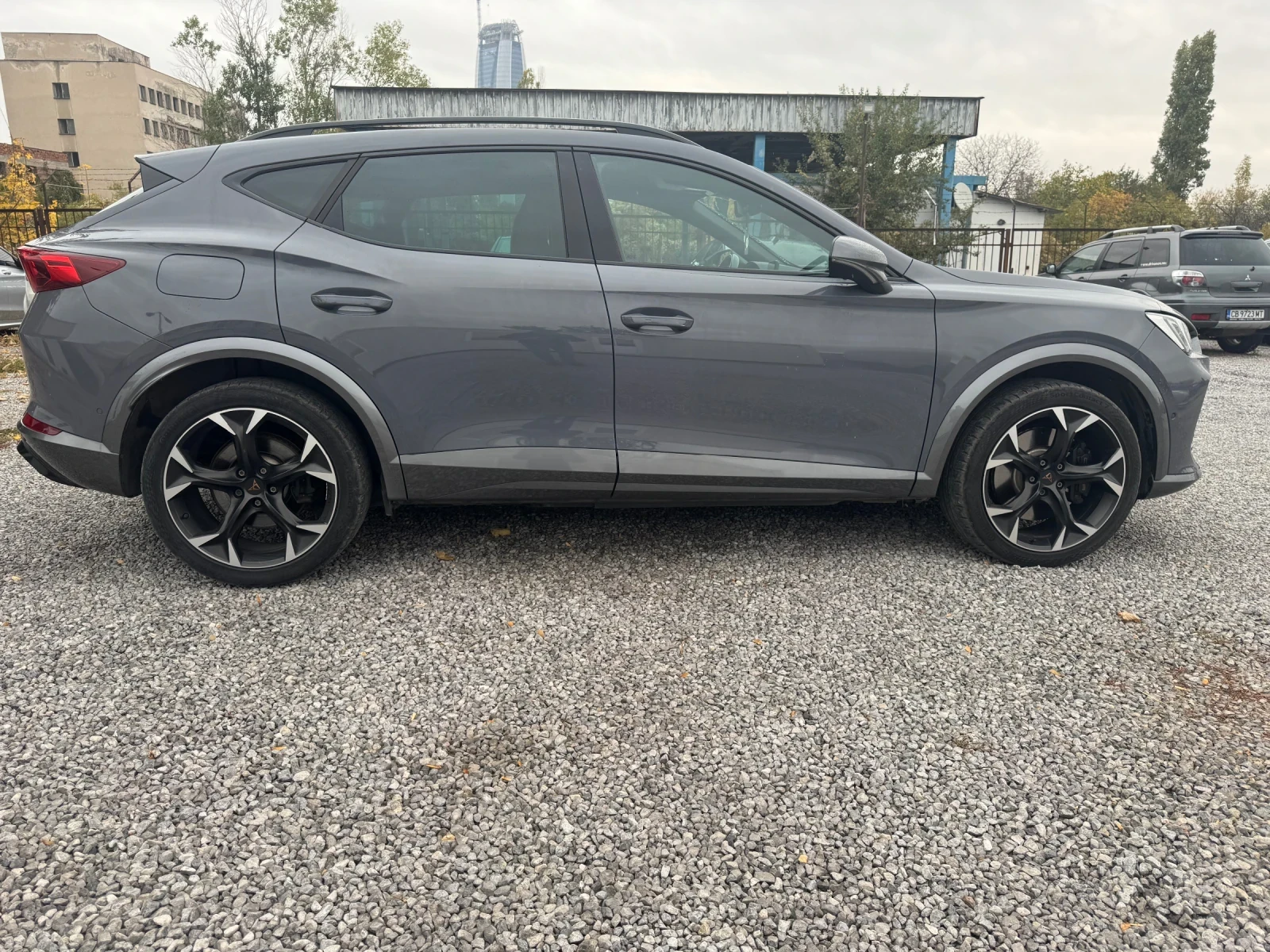 Cupra Formentor 1.4i / plug-in hybrid / ПЕРФЕКТНА, снимка 7 - Автомобили и джипове - 56655100