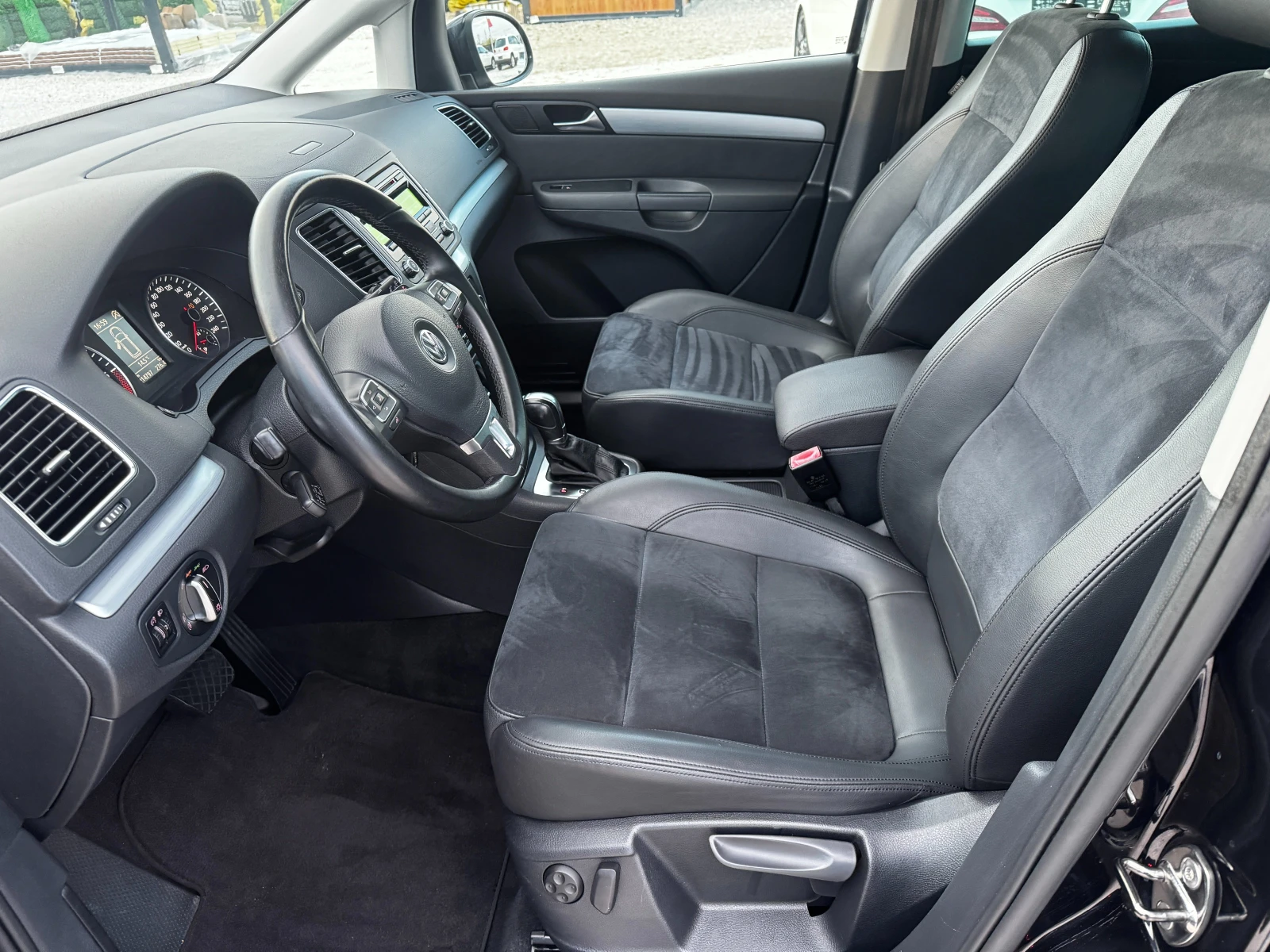 VW Sharan 2.0TDI 214000KM АВТОМАТИК, снимка 7 - Автомобили и джипове - 56739949