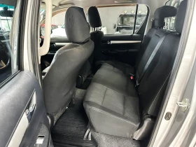 Toyota Hilux 2.4, снимка 12
