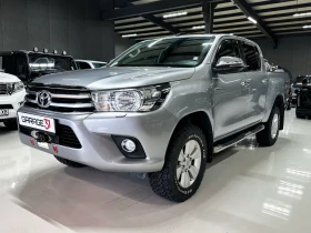 Toyota Hilux 2.4, снимка 1