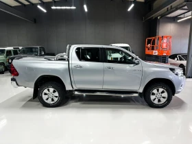 Toyota Hilux 2.4, снимка 8