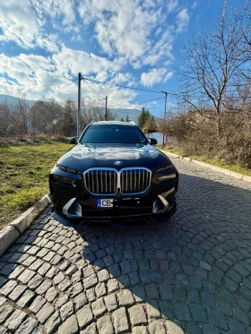 BMW X7  BMW Х7, 40i, напълно обслужен и патено до 05.27г, - 68500 € - 40721872 17