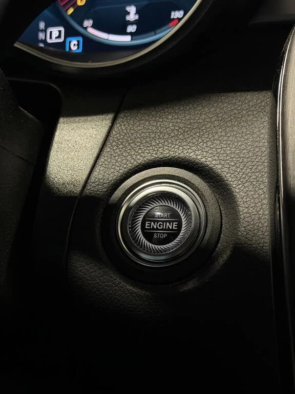 Mercedes-Benz GLC 300 4MATIC * CARFAX * АвтоКредит* (ЦЕНА ДО БГ), снимка 14 - Автомобили и джипове - 53458670